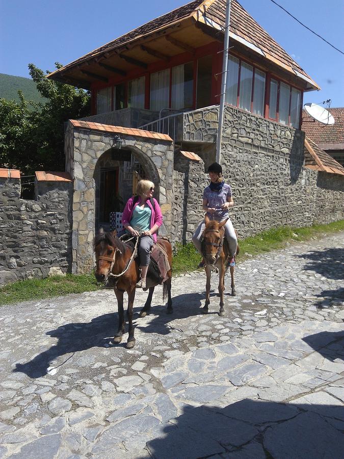 Ilham Mustafa Houses Şǝki Esterno foto